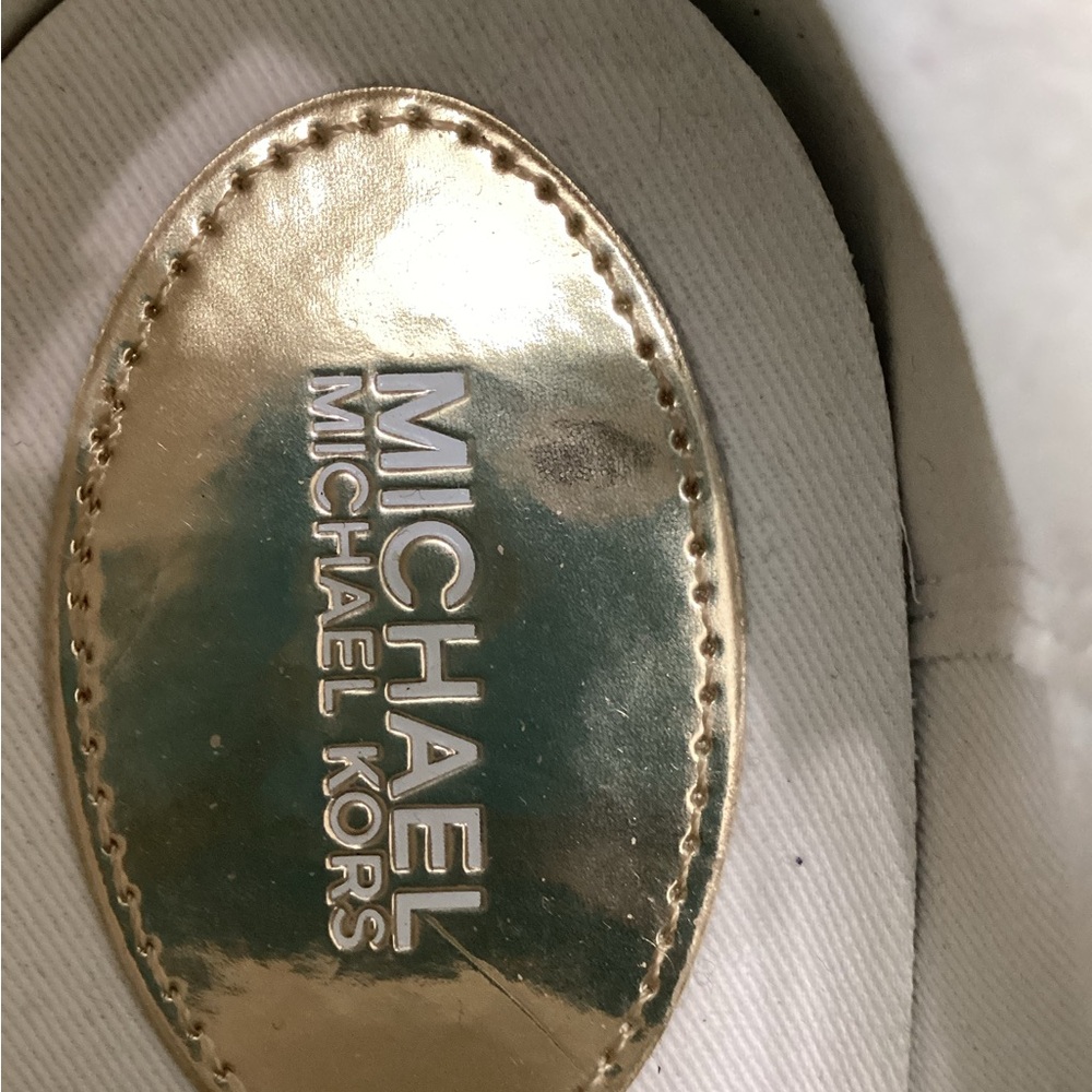 Michael Kors White Gold Zip Front Sneakers NEW W/Box  Size 6.5 - Picture 9 of 12